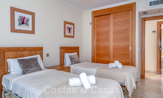 Instapklaar, modern appartement te koop met weids uitzicht o/d golf e/d zee i/e golfresort in Benahavis - Marbella 62350 