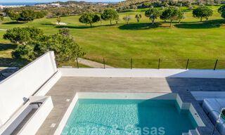 Nieuw project met moderne luxevilla’s te koop, eerstelijnsgolf met zeezicht in Mijas, Costa del Sol 62457 
