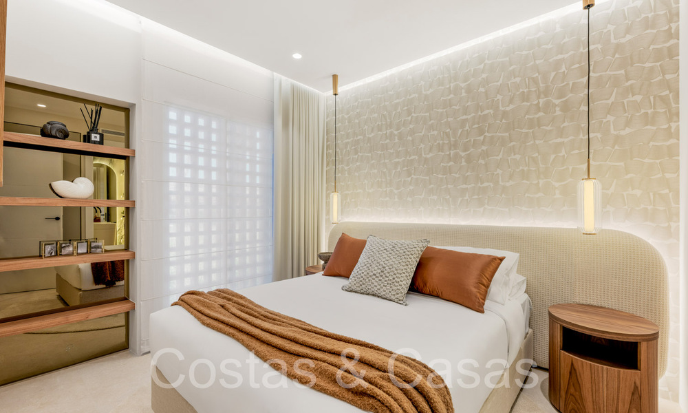 Kwalitatief gerenoveerd, immens penthouse te koop in een eerstelijnsstrand complex ten oosten van Marbella centrum 70660