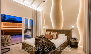 Kwalitatief gerenoveerd, immens penthouse te koop in een eerstelijnsstrand complex ten oosten van Marbella centrum 70676 