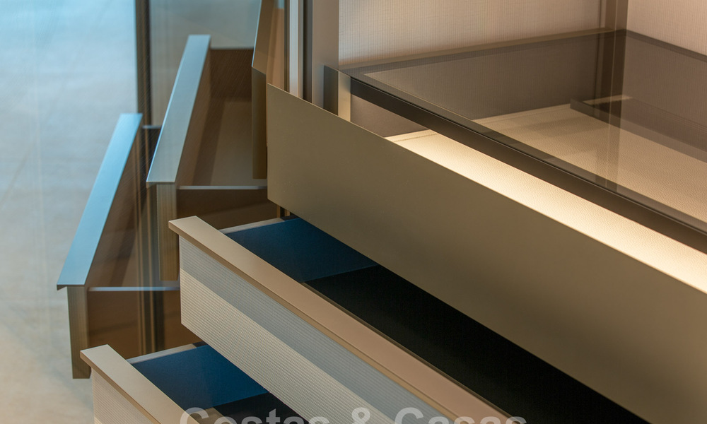 Instapklare luxevilla’s te koop in een nieuw innovatief complex bestaande uit 12 geavanceerde villa’s met zeezicht, op de Golden Mile van Marbella 62695