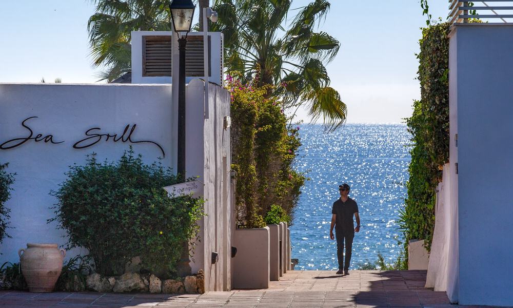 Instapklare luxevilla’s te koop in een nieuw innovatief complex bestaande uit 12 geavanceerde villa’s met zeezicht, op de Golden Mile van Marbella 62712