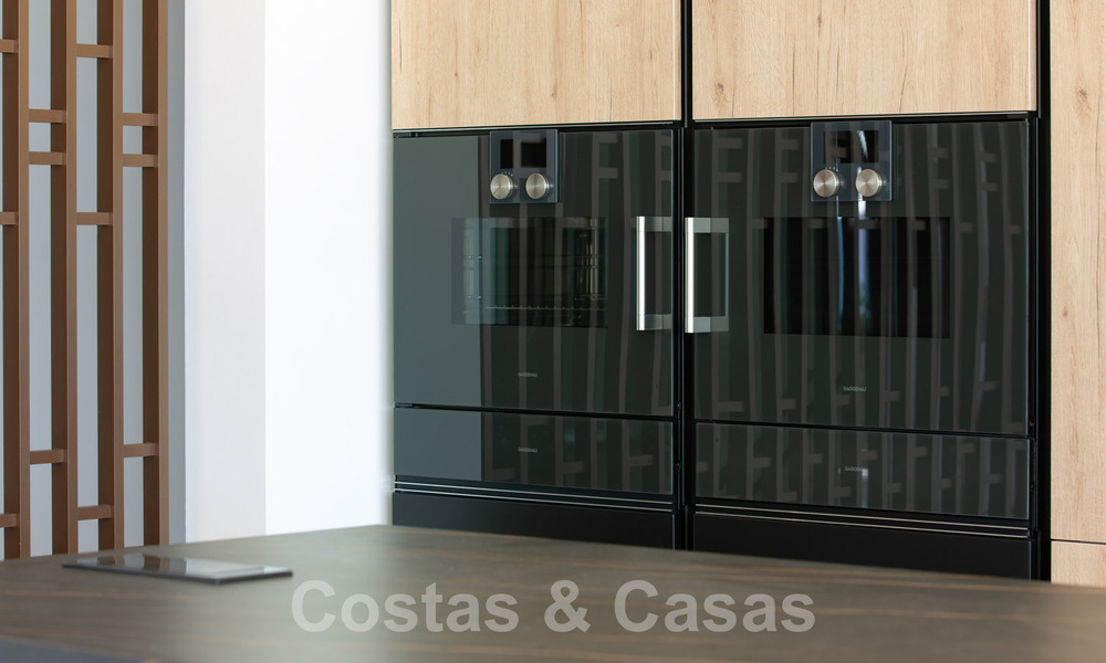 Instapklare luxevilla’s te koop in een nieuw innovatief complex bestaande uit 12 geavanceerde villa’s met zeezicht, op de Golden Mile van Marbella 62722