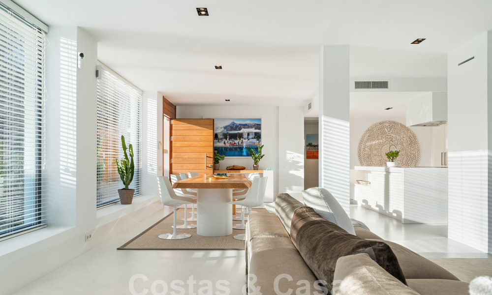 Moderne luxevilla te koop met hedendaags Mediterrane bouwstijl gelegen in Nueva Andalucia’s golfvallei, Marbella 63007