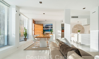 Moderne luxevilla te koop met hedendaags Mediterrane bouwstijl gelegen in Nueva Andalucia’s golfvallei, Marbella 63007 