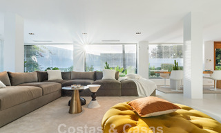 Moderne luxevilla te koop met hedendaags Mediterrane bouwstijl gelegen in Nueva Andalucia’s golfvallei, Marbella 63010 