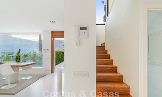 Moderne luxevilla te koop met hedendaags Mediterrane bouwstijl gelegen in Nueva Andalucia’s golfvallei, Marbella 63014 