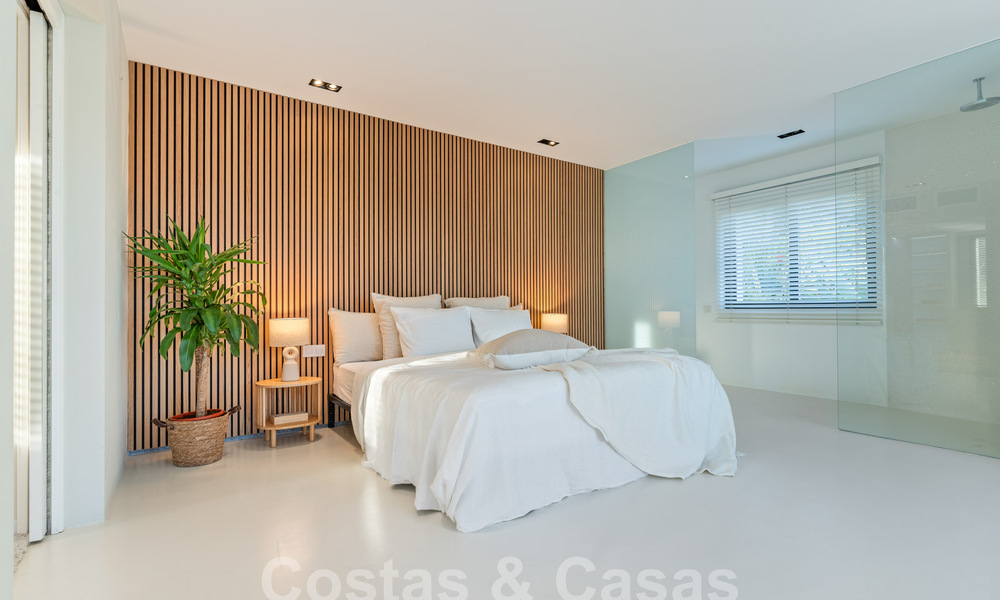 Moderne luxevilla te koop met hedendaags Mediterrane bouwstijl gelegen in Nueva Andalucia’s golfvallei, Marbella 63016