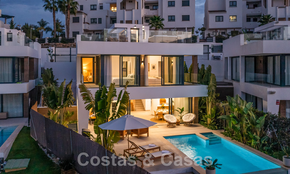 Instapklare, moderne luxevilla te koop in een gated golfresort aan de New Golden Mile, Marbella - Estepona 62934