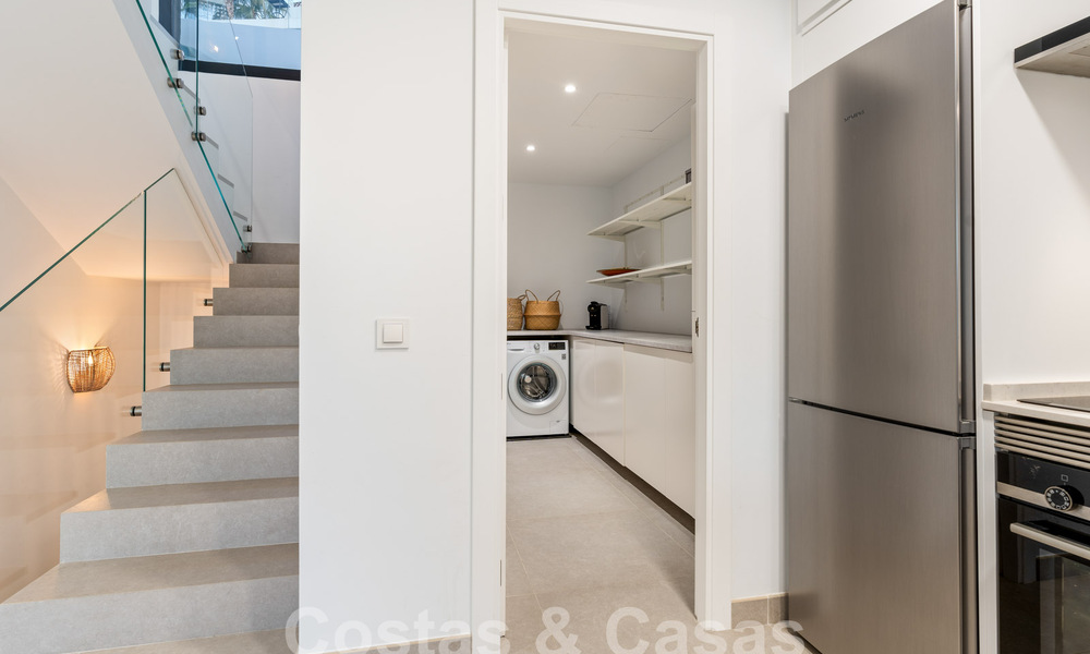 Instapklare, moderne luxevilla te koop in een gated golfresort aan de New Golden Mile, Marbella - Estepona 62936