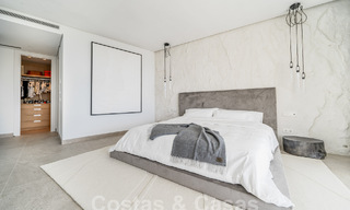 Eersteklas, modern appartement te koop, met uitzicht op zee, golf en bergen in Benahavis - Marbella 63137 