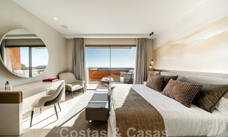 Luxe appartement te koop met een modern interieur in een luxe complex in Nueva Andalucia’s golfvallei, Marbella 63286 