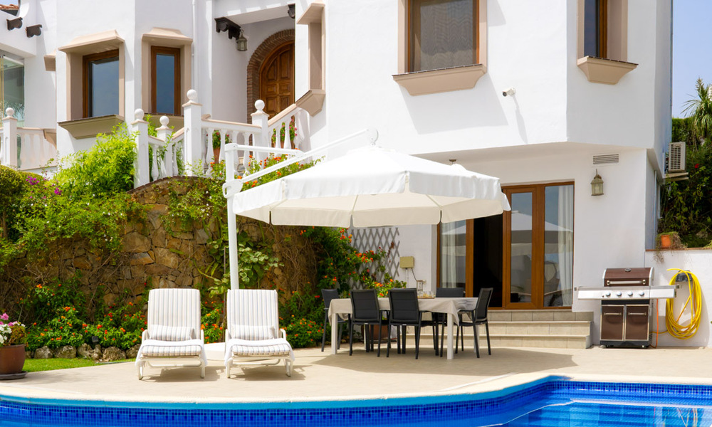Mediterrane luxevilla met zeezicht te koop in een golfomgeving nabij Estepona centrum 63381