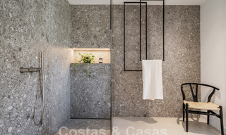 Luxueus duplex penthouse met hedendaags interieur te koop, eerstelijns golf in Nueva Andalucia’s golfvallei, Marbella 63335 