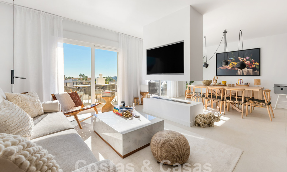 Luxueus penthouse met zeezicht te koop in het hartje van Nueva Andalucia’s golfvallei, Marbella 63469