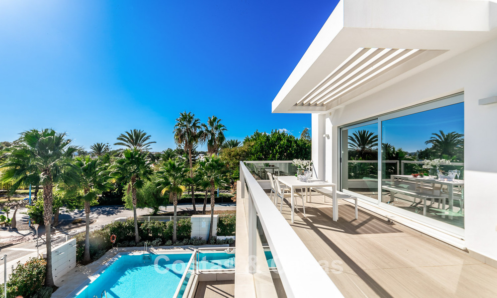 Beachside, modern penthouse met 3 slaapkamers te koop in een eigentijds complex in San Pedro, Marbella 63626