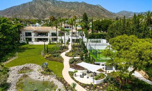 Royale luxe villa te koop met zeezicht en 5-sterrenvoorzieningen op de Golden Mile van Marbella 63692