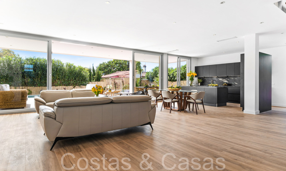 Instapklare, nieuwe, moderne villa te koop op een steenworp van het strand en alle voorzieningen in San Pedro, Marbella 66996