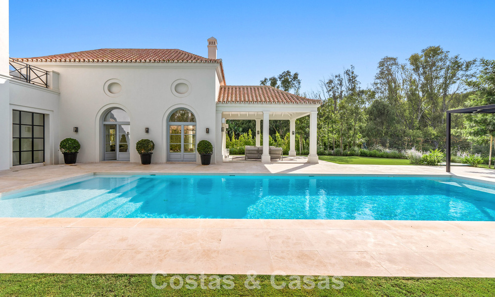 Instapklare, luxevilla met modern-Mediterraan design te koop in een populaire golfomgeving in Nueva Andalucia, Marbella 774532