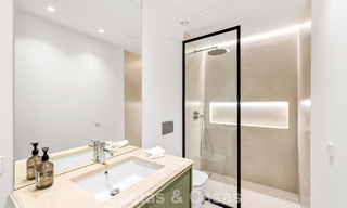 Instapklare, luxevilla met modern-Mediterraan design te koop in een populaire golfomgeving in Nueva Andalucia, Marbella 774543 