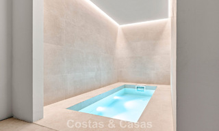 Instapklare, luxevilla met modern-Mediterraan design te koop in een populaire golfomgeving in Nueva Andalucia, Marbella 774544 