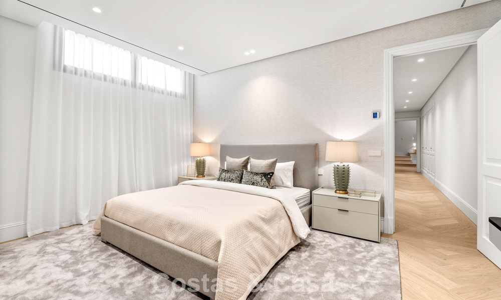 Instapklare, luxevilla met modern-Mediterraan design te koop in een populaire golfomgeving in Nueva Andalucia, Marbella 774550
