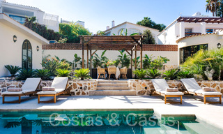 Mediterrane luxevilla met separaat gastenverblijf te koop in Nueva Andalucia, Marbella 64434 