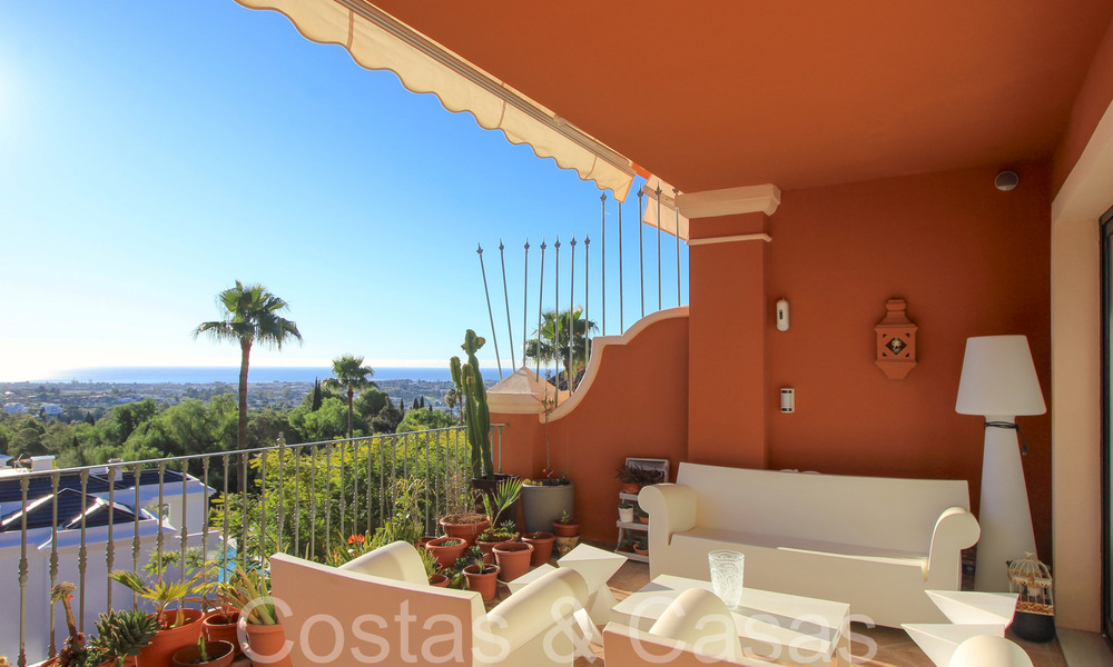 Instapklaar, ruim 3-slaapkamer penthouse te koop met magnifiek zeezicht in Benahavis - Marbella 64293