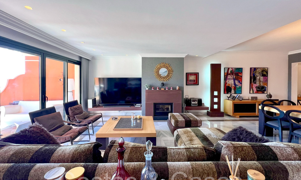 Instapklaar, ruim penthouse te koop met magnifiek zeezicht in Benahavis - Marbella 64306