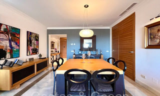 Instapklaar, ruim penthouse te koop met magnifiek zeezicht in Benahavis - Marbella 64307 