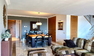 Instapklaar, ruim penthouse te koop met magnifiek zeezicht in Benahavis - Marbella 64308 