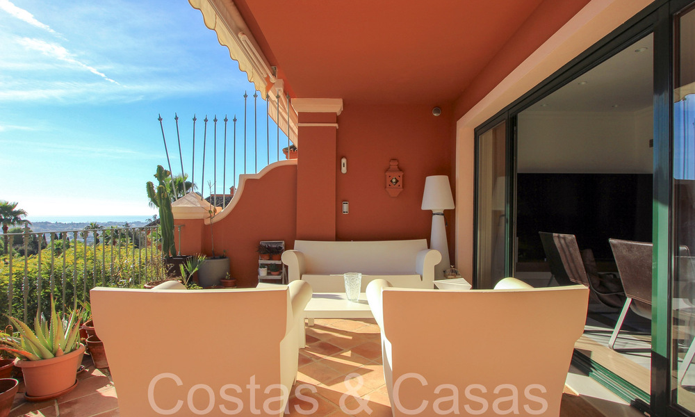 Instapklaar, ruim penthouse te koop met magnifiek zeezicht in Benahavis - Marbella 64313