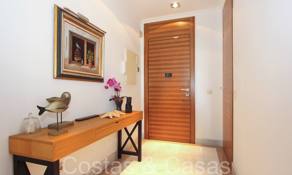 Instapklaar, ruim penthouse te koop met magnifiek zeezicht in Benahavis - Marbella 64314