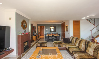 Instapklaar, ruim penthouse te koop met magnifiek zeezicht in Benahavis - Marbella 64316 