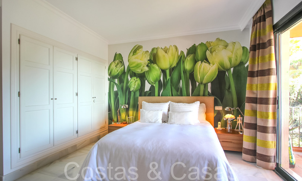 Instapklaar, ruim penthouse te koop met magnifiek zeezicht in Benahavis - Marbella 64325