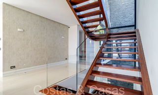 Nieuwe luxevilla met geavanceerde bouwstijl te koop in Nueva Andalucia’s golfvallei, Marbella 64553 
