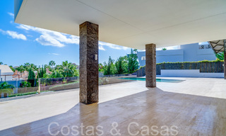 Nieuwe luxevilla met geavanceerde bouwstijl te koop in Nueva Andalucia’s golfvallei, Marbella 64564 