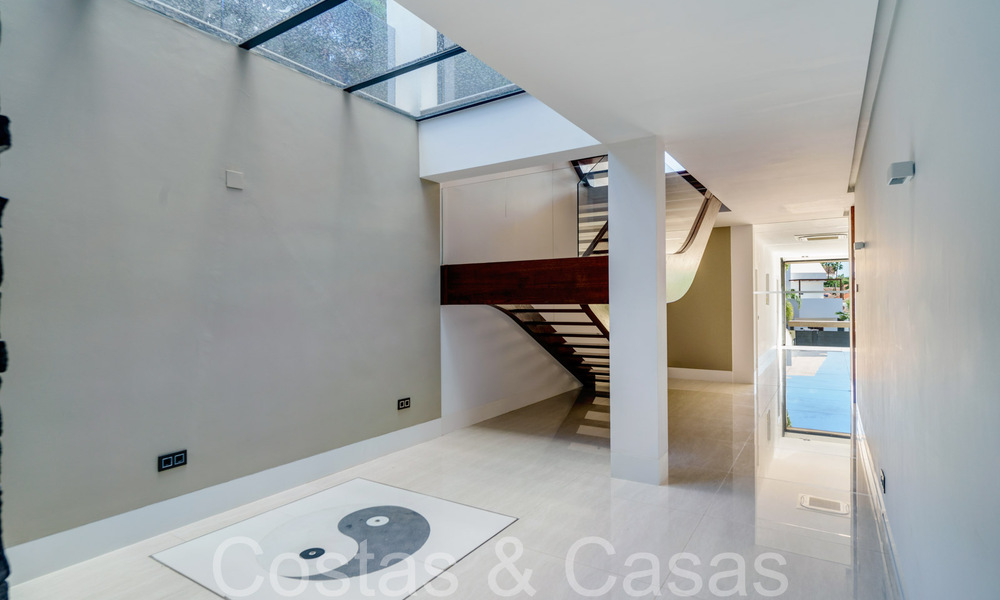Nieuwe luxevilla met geavanceerde bouwstijl te koop in Nueva Andalucia’s golfvallei, Marbella 64578