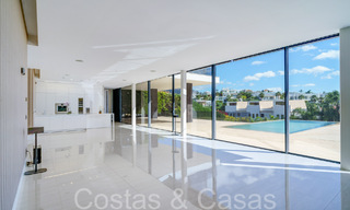 Nieuwe luxevilla met geavanceerde bouwstijl te koop in Nueva Andalucia’s golfvallei, Marbella 64582 