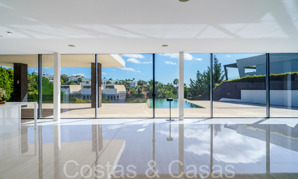 Nieuwe luxevilla met geavanceerde bouwstijl te koop in Nueva Andalucia’s golfvallei, Marbella 64583