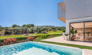 LAATSTE WONING! Nieuw project met moderne luxewoningen te koop grenzend aan de golfbaan in Mijas, Costa del Sol 64619 
