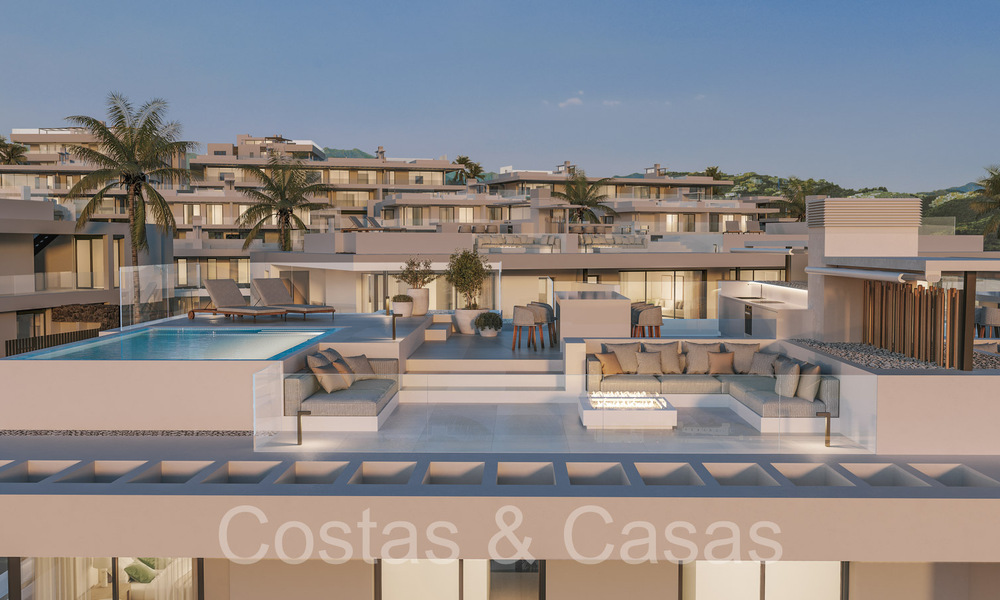 Nieuwe, modernistische huizen te koop direct aan de golfbaan in Oost-Marbella 64781