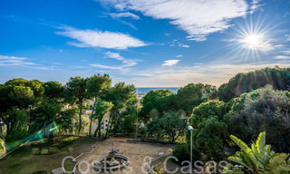 Traditionele, Spaanse luxevilla te koop aan een park en op loopafstand van het strand in het centrum van Marbella 65454 