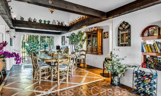 Rustieke villa te koop op ruim perceel op de New Golden Mile tussen Marbella en Estepona 65601 