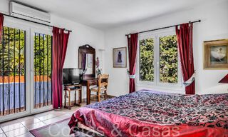 Rustieke villa te koop op ruim perceel op de New Golden Mile tussen Marbella en Estepona 65611 