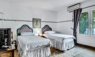 Rustieke villa te koop op ruim perceel op de New Golden Mile tussen Marbella en Estepona 65612 