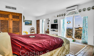 Rustieke villa te koop op ruim perceel op de New Golden Mile tussen Marbella en Estepona 65615 