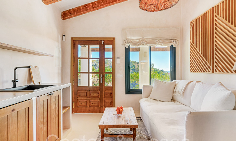 Andalusisch luxe landgoed met gastenverblijf en subliem zeezicht te koop in de heuvels van Estepona 65099