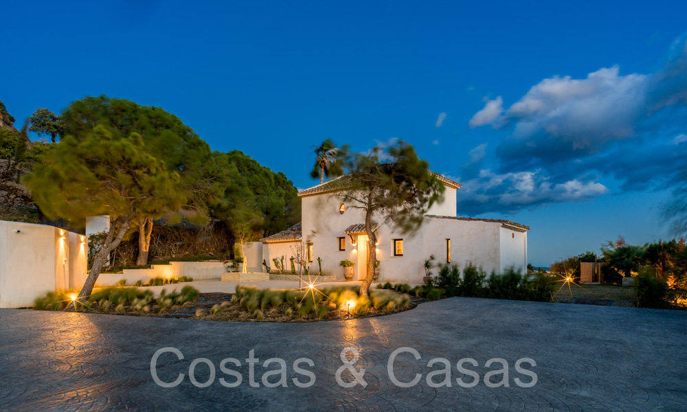 Andalusisch luxe landgoed met gastenverblijf en subliem zeezicht te koop in de heuvels van Estepona 65109