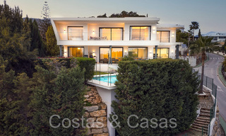 Modernistische luxevilla te koop in een gated urbanisatie in La Quinta, Marbella - Benahavis 65699 